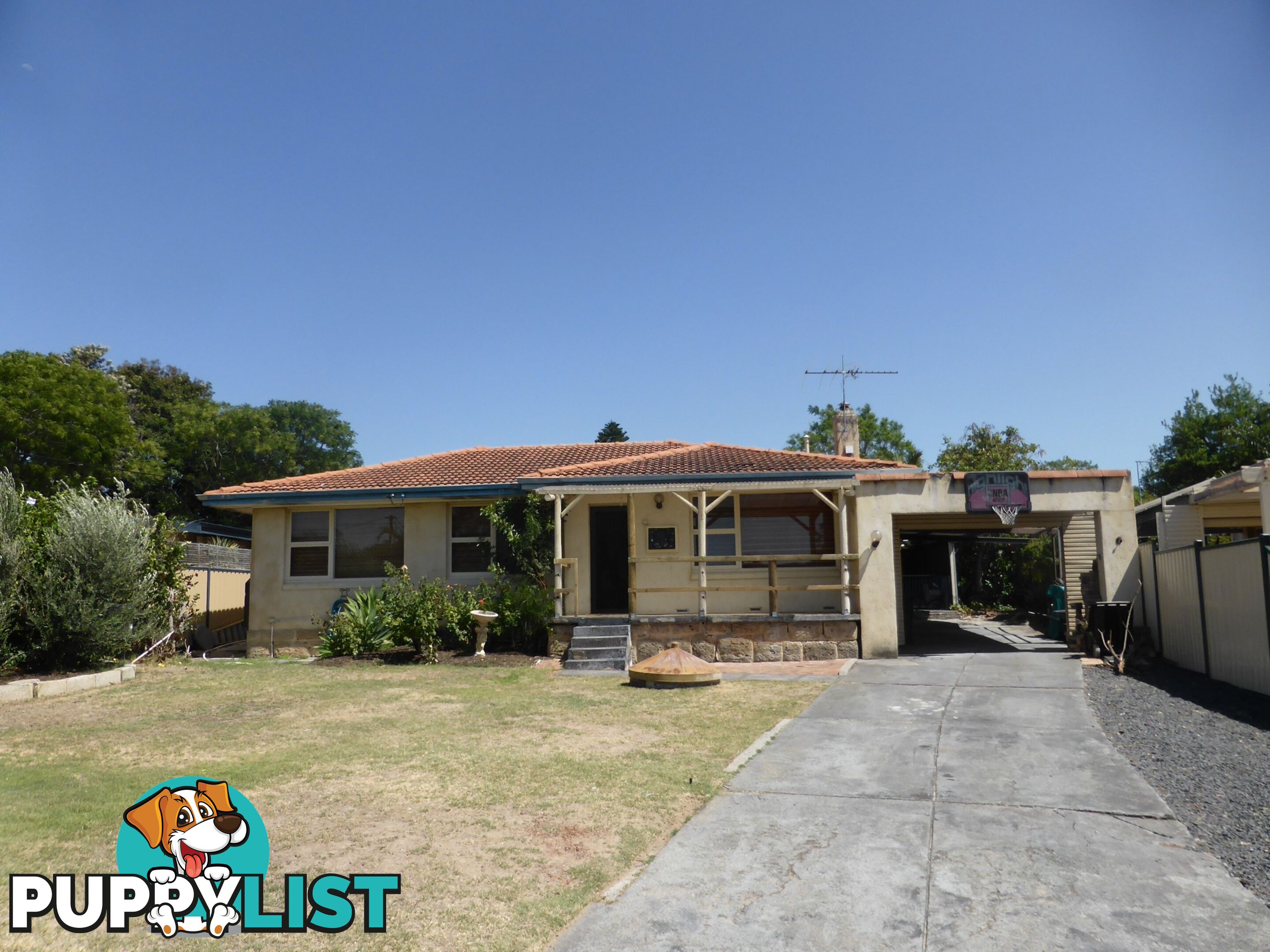 15 Probert Road THORNLIE WA 6108