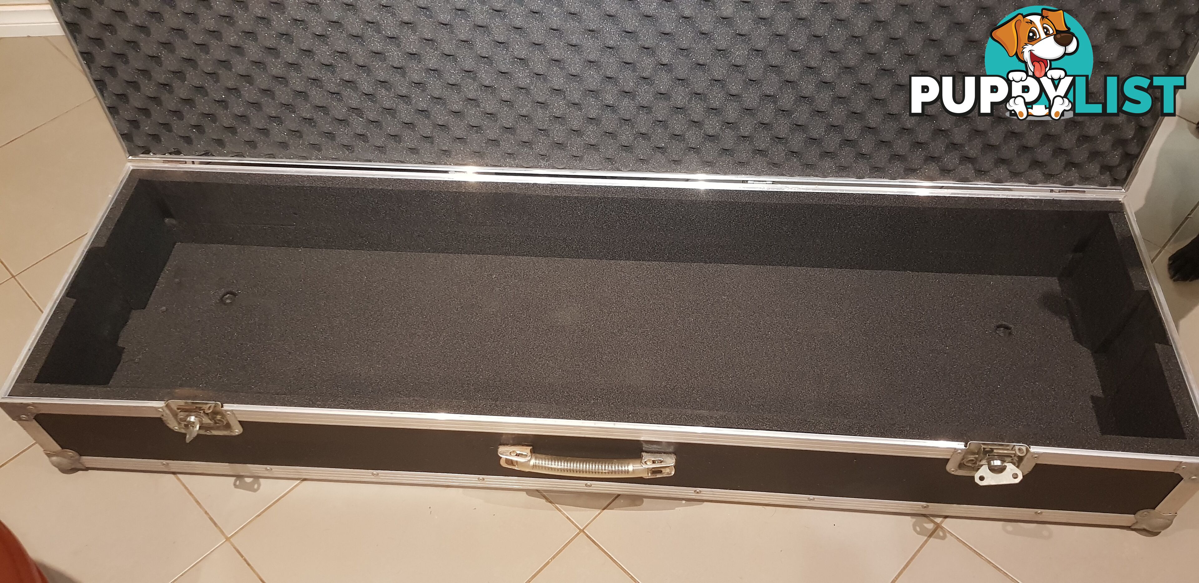 Yamaha S90 ES stage piano/synth with custom flight case and free delivery