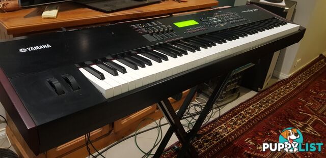 Yamaha S90 ES stage piano/synth with custom flight case and free delivery
