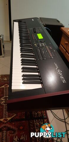 Yamaha S90 ES stage piano/synth with custom flight case and free delivery