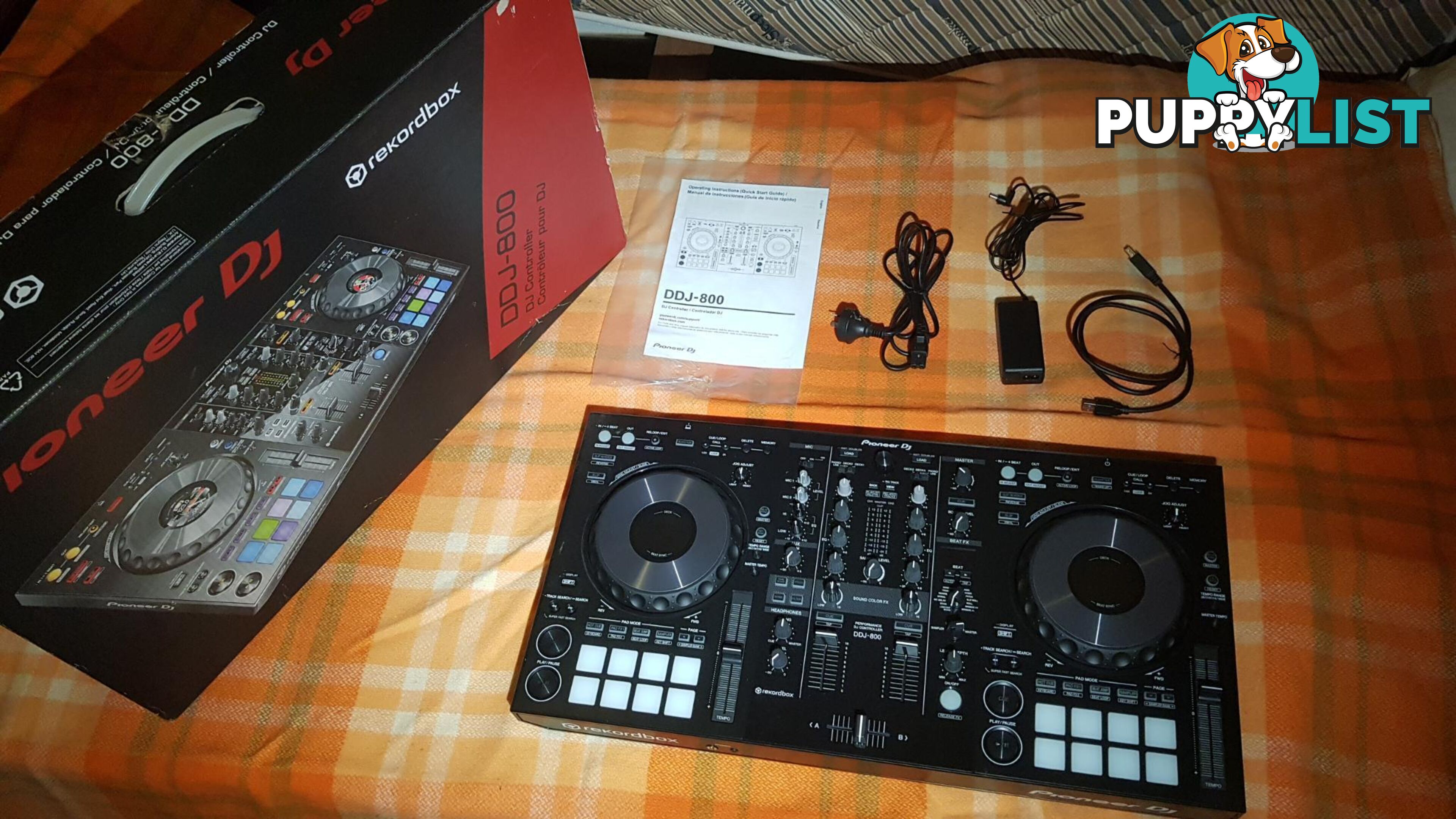 Pioneer DJ DDJ-800 2 Channel Portable DJ Controller for Rekordbox