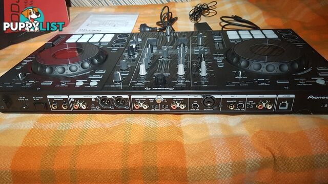 Pioneer DJ DDJ-800 2 Channel Portable DJ Controller for Rekordbox