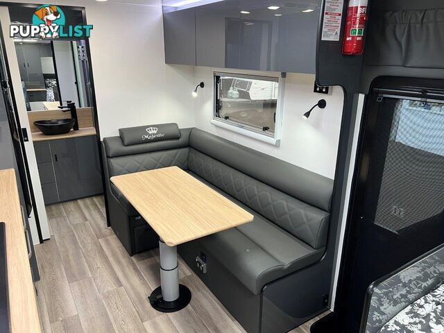 2024 MAJESTIC KNIGHT SLE 186 CARAVAN WITH SINGLE BEDS