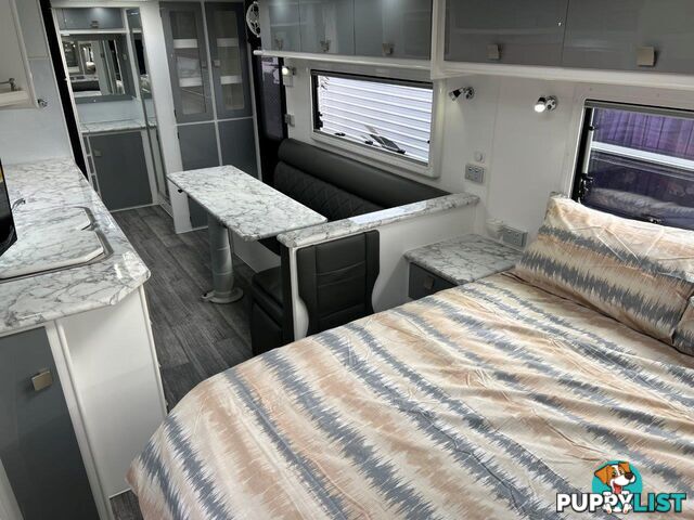 OPAL SUPERIOR TOURER MK1 2400 CARAVAN