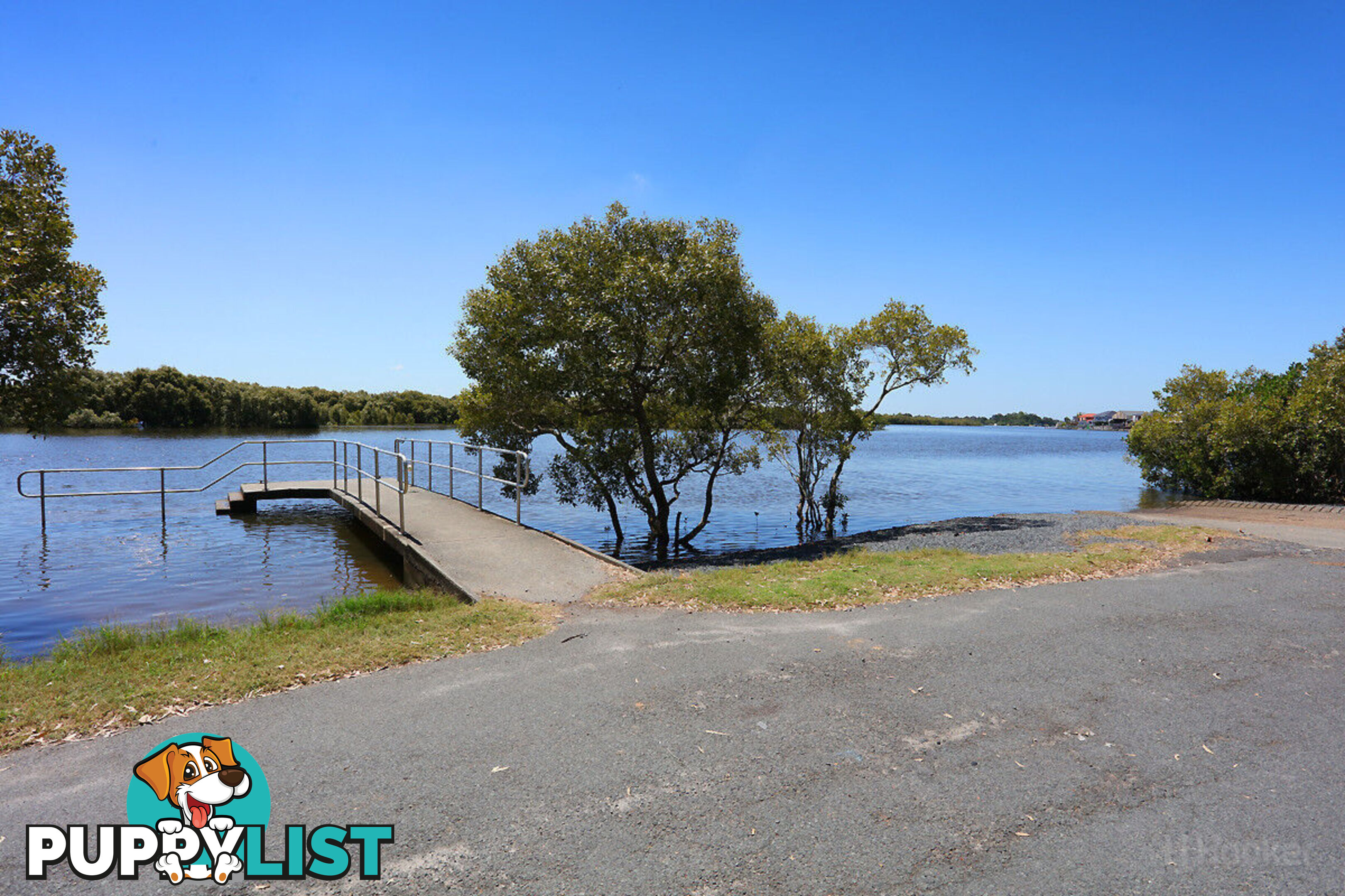 159 The Esplanade COOMBABAH QLD 4216