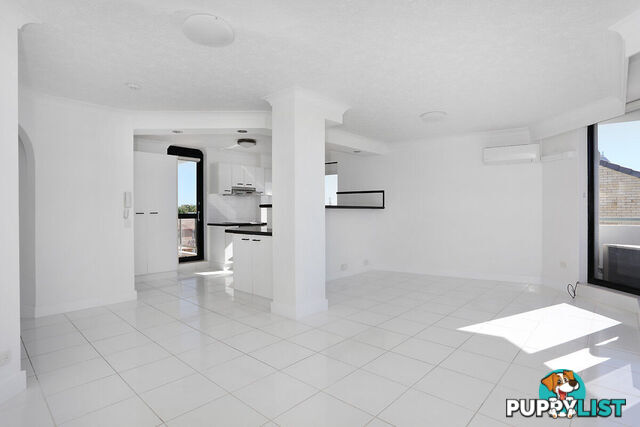 4/524 Marine Parade BIGGERA WATERS QLD 4216