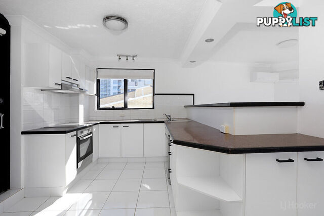 4/524 Marine Parade BIGGERA WATERS QLD 4216