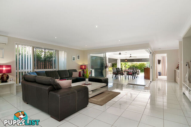 3 Flybridge Way HOPE ISLAND QLD 4212