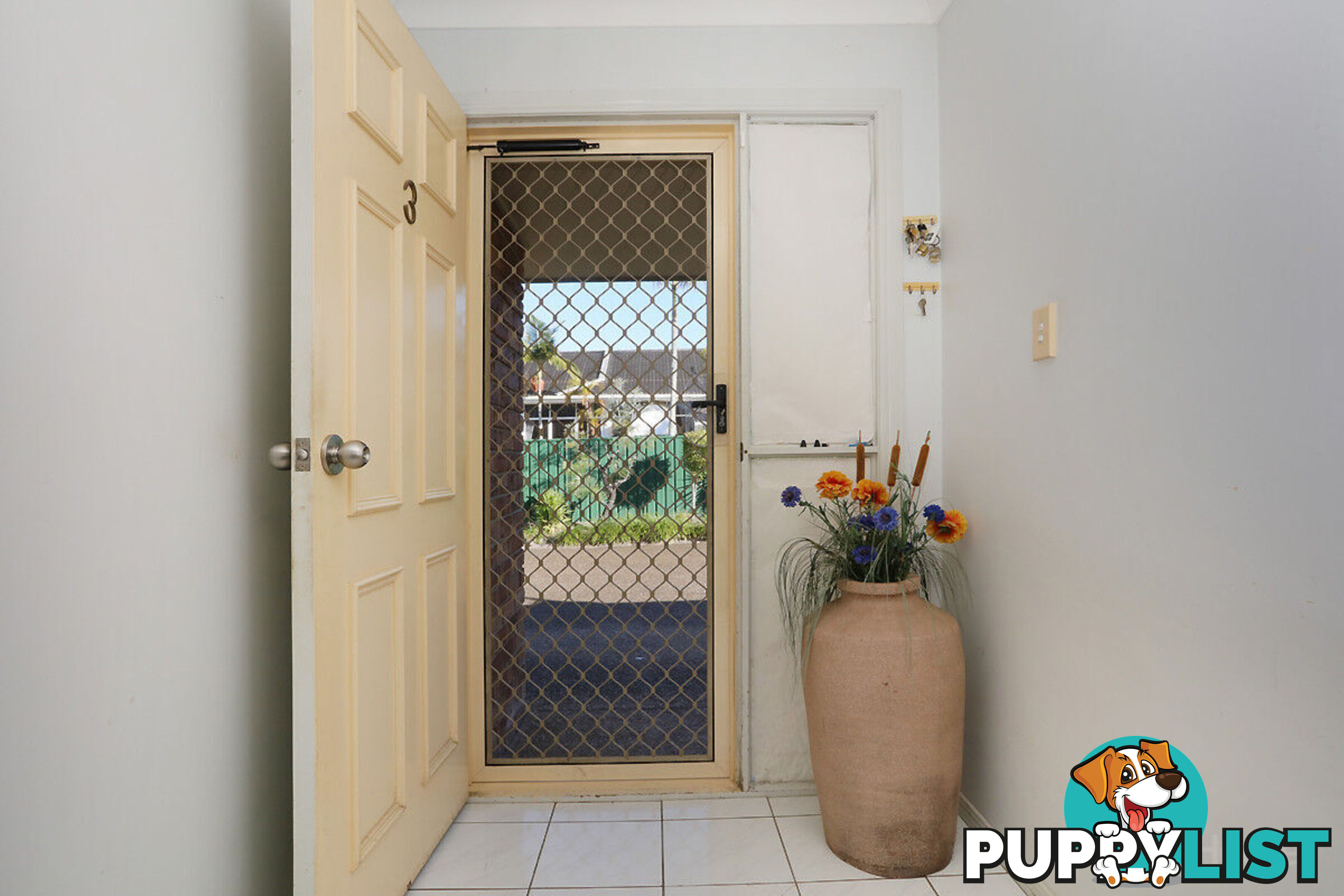 3/427 Oxley Drive RUNAWAY BAY QLD 4216