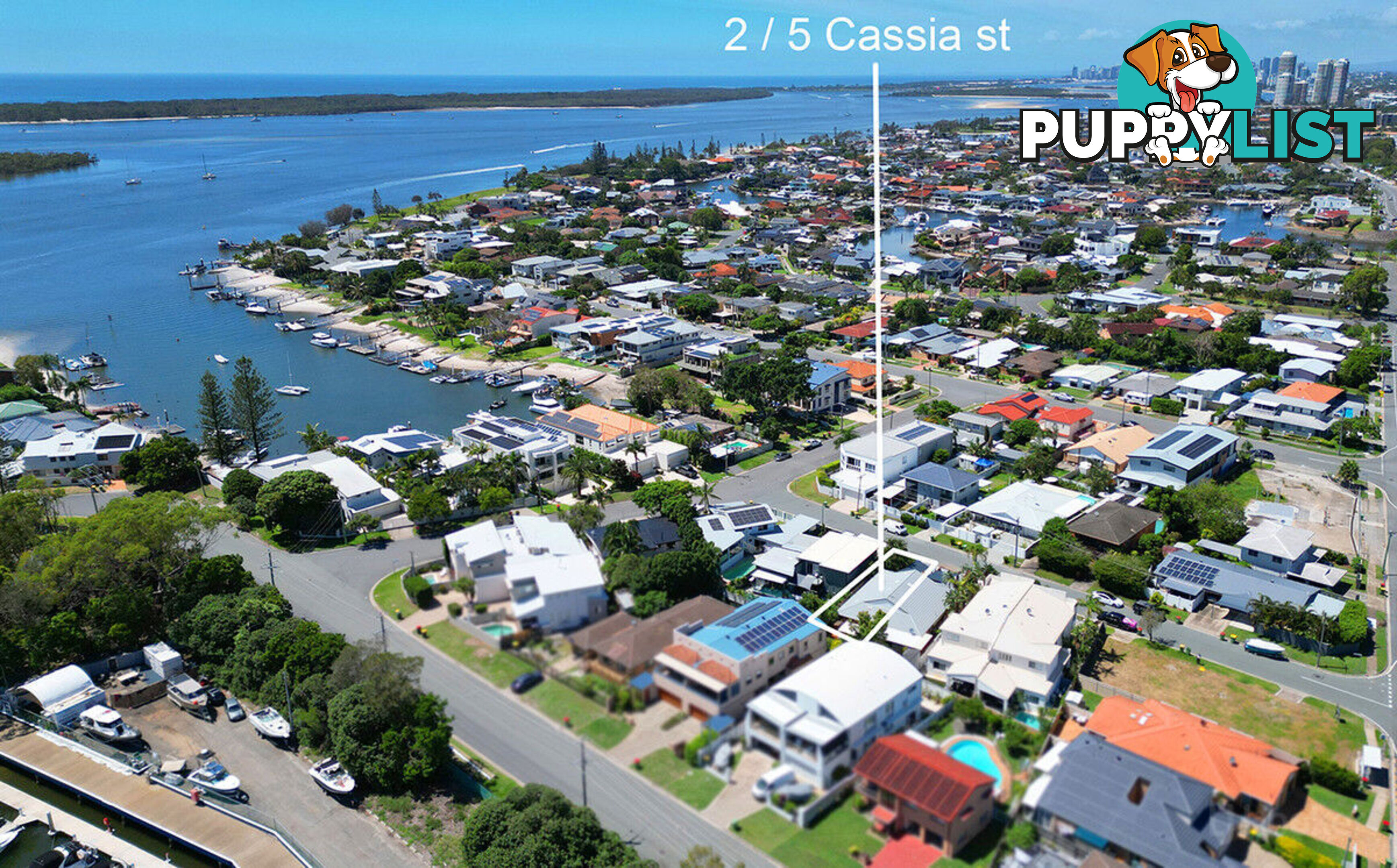 2/5 Cassia Street RUNAWAY BAY QLD 4216