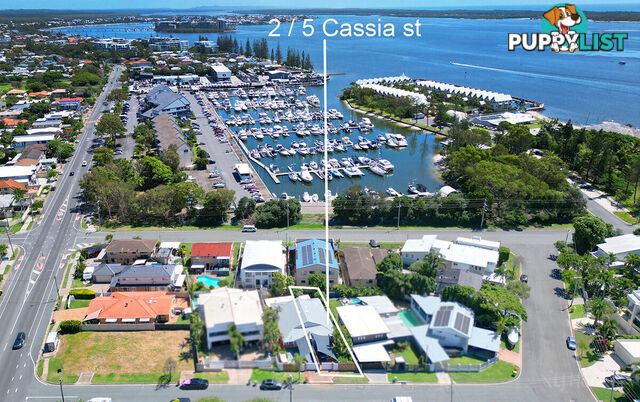 2/5 Cassia Street RUNAWAY BAY QLD 4216