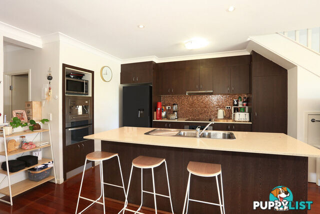 9/33 Clark Street BIGGERA WATERS QLD 4216