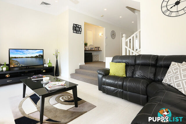 4/14 Pendraat Parade HOPE ISLAND QLD 4212