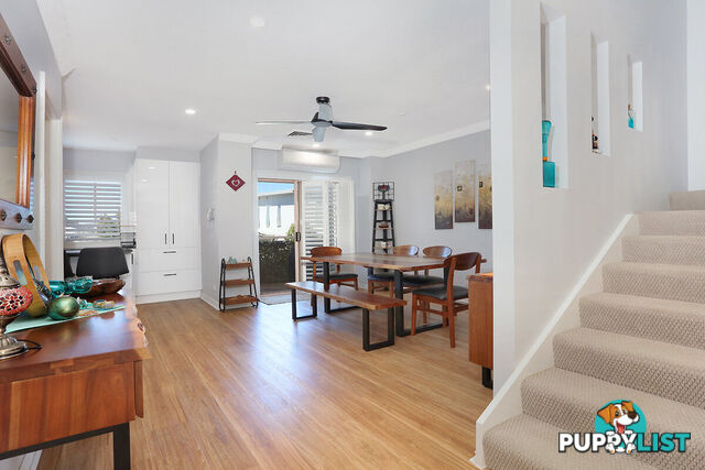4/14 Pendraat Parade HOPE ISLAND QLD 4212