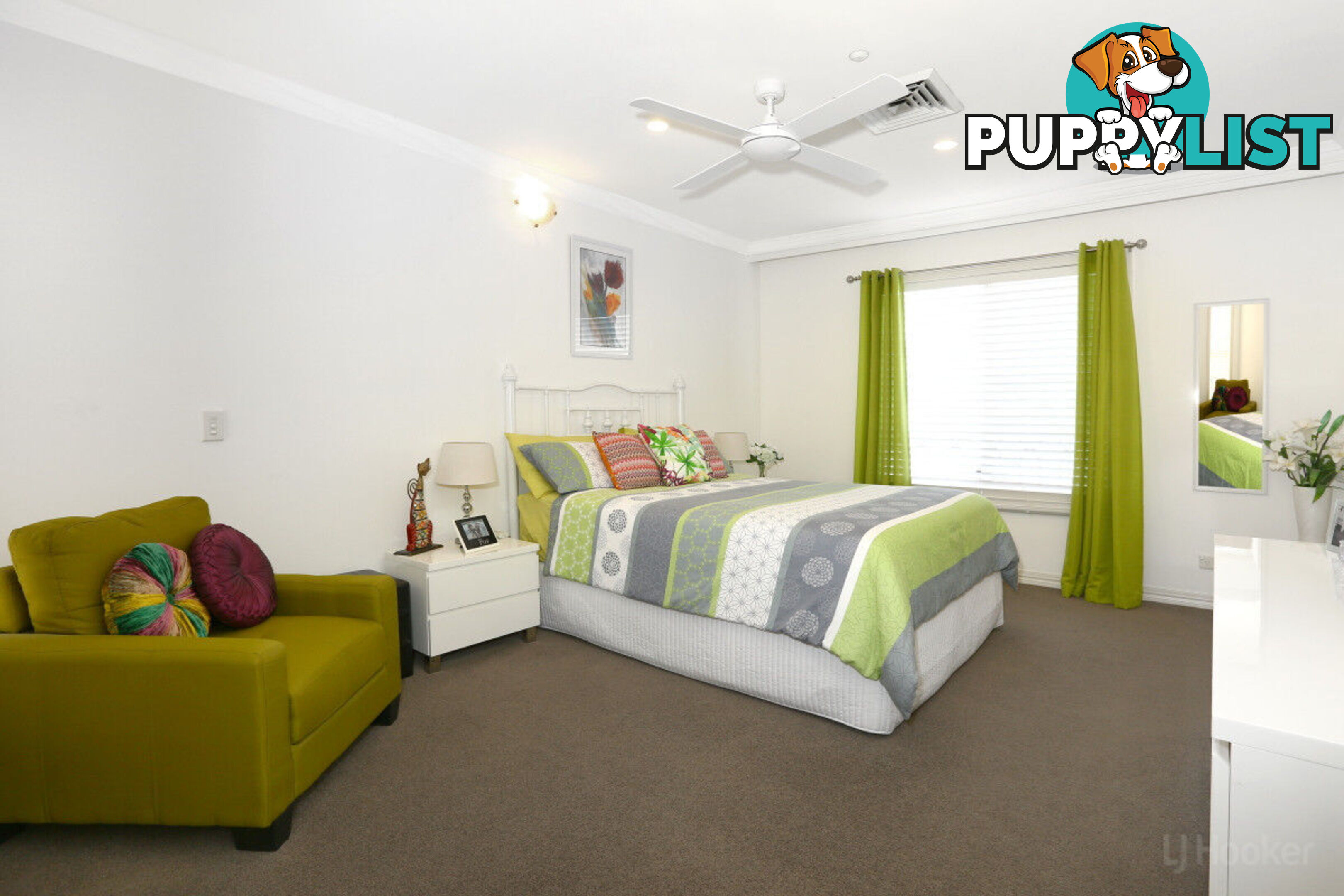 4/14 Pendraat Parade HOPE ISLAND QLD 4212