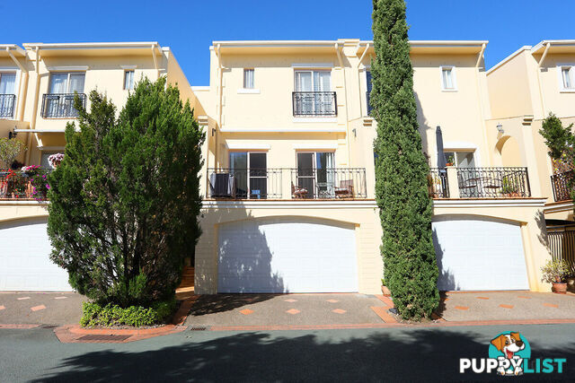 4/14 Pendraat Parade HOPE ISLAND QLD 4212