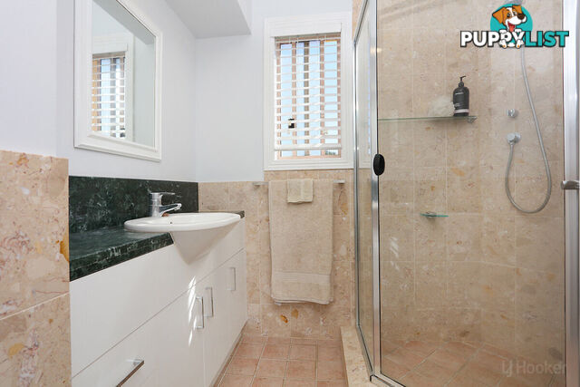 4/14 Pendraat Parade HOPE ISLAND QLD 4212