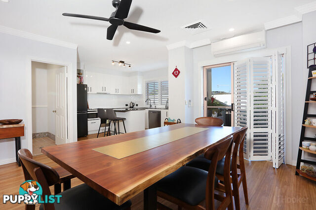4/14 Pendraat Parade HOPE ISLAND QLD 4212