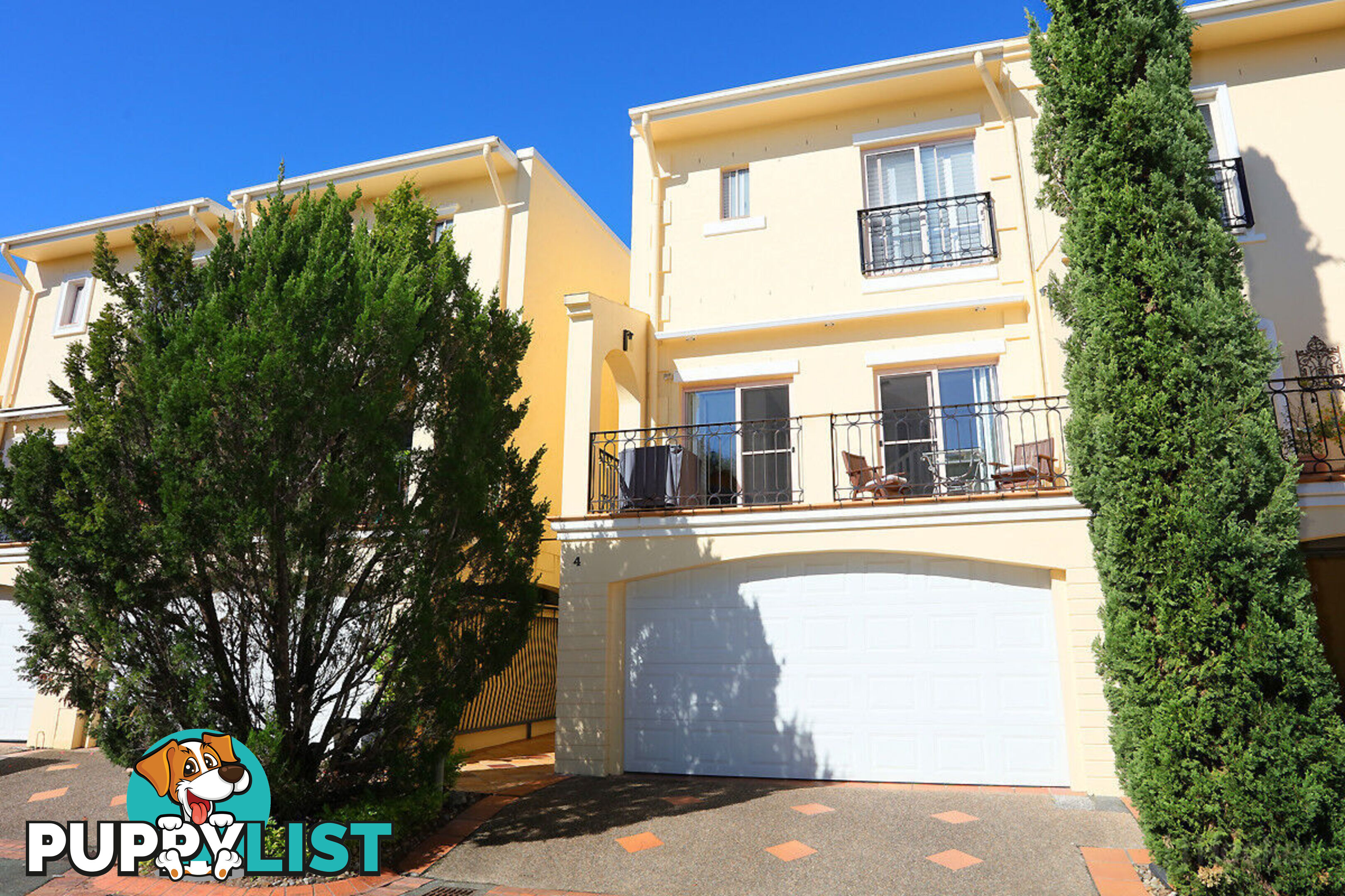 4/14 Pendraat Parade HOPE ISLAND QLD 4212