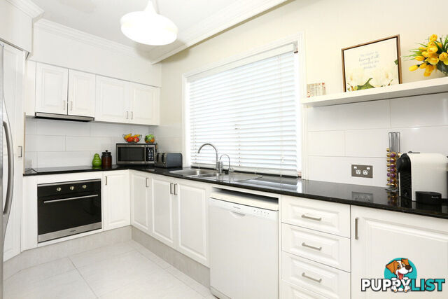 4/14 Pendraat Parade HOPE ISLAND QLD 4212