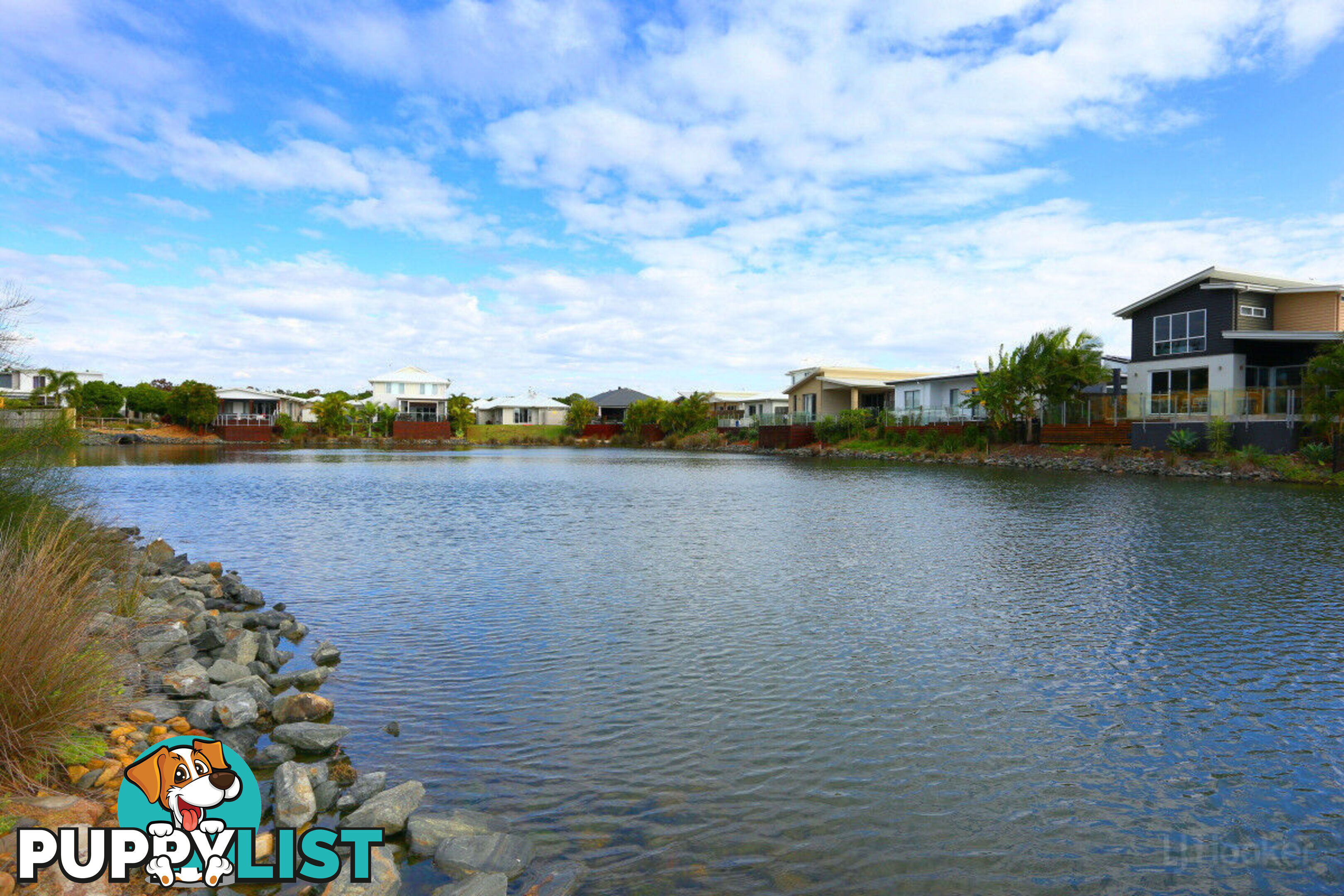 4/14 Pendraat Parade HOPE ISLAND QLD 4212