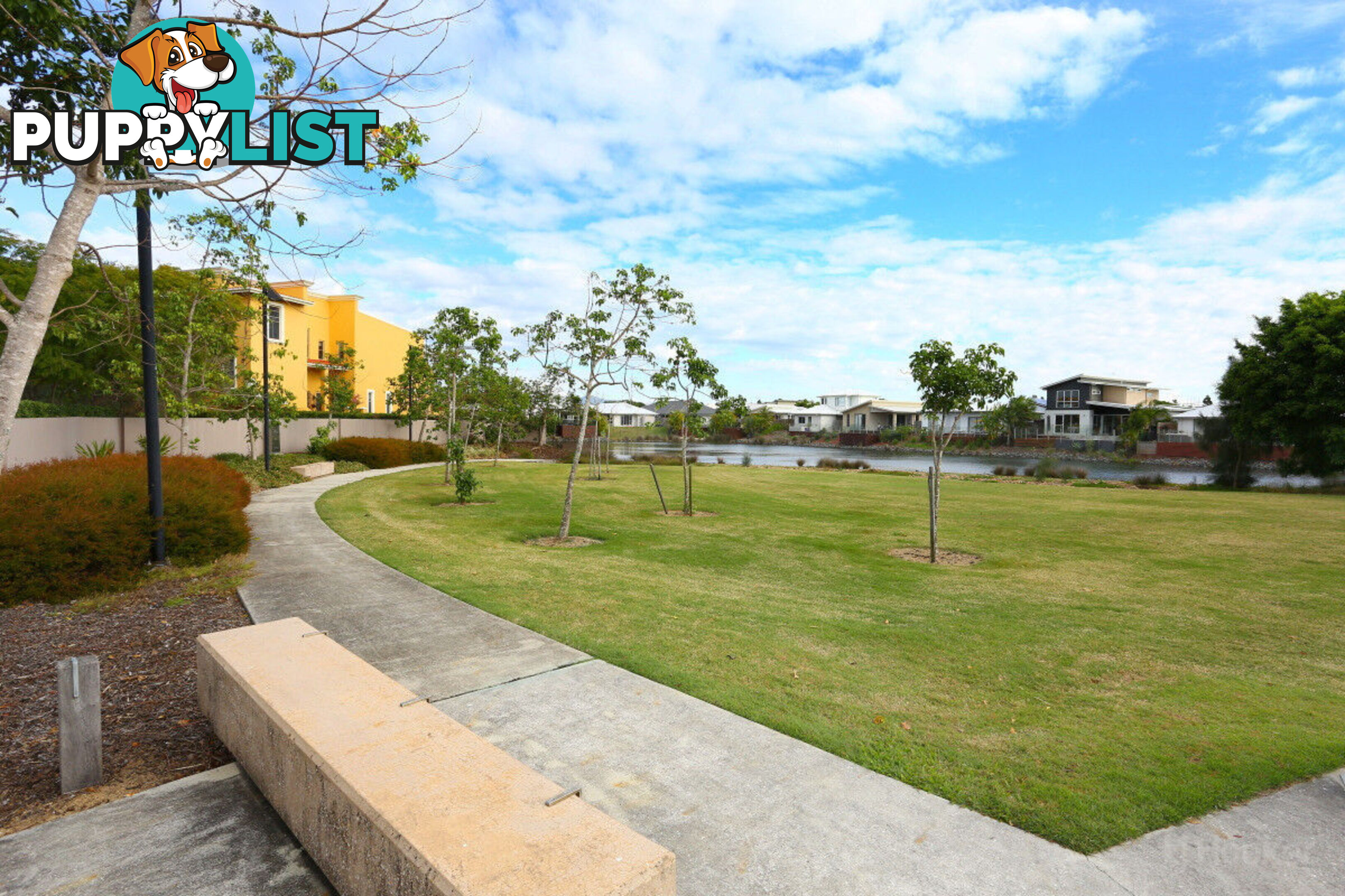 4/14 Pendraat Parade HOPE ISLAND QLD 4212