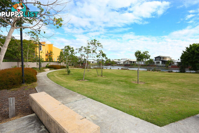 4/14 Pendraat Parade HOPE ISLAND QLD 4212