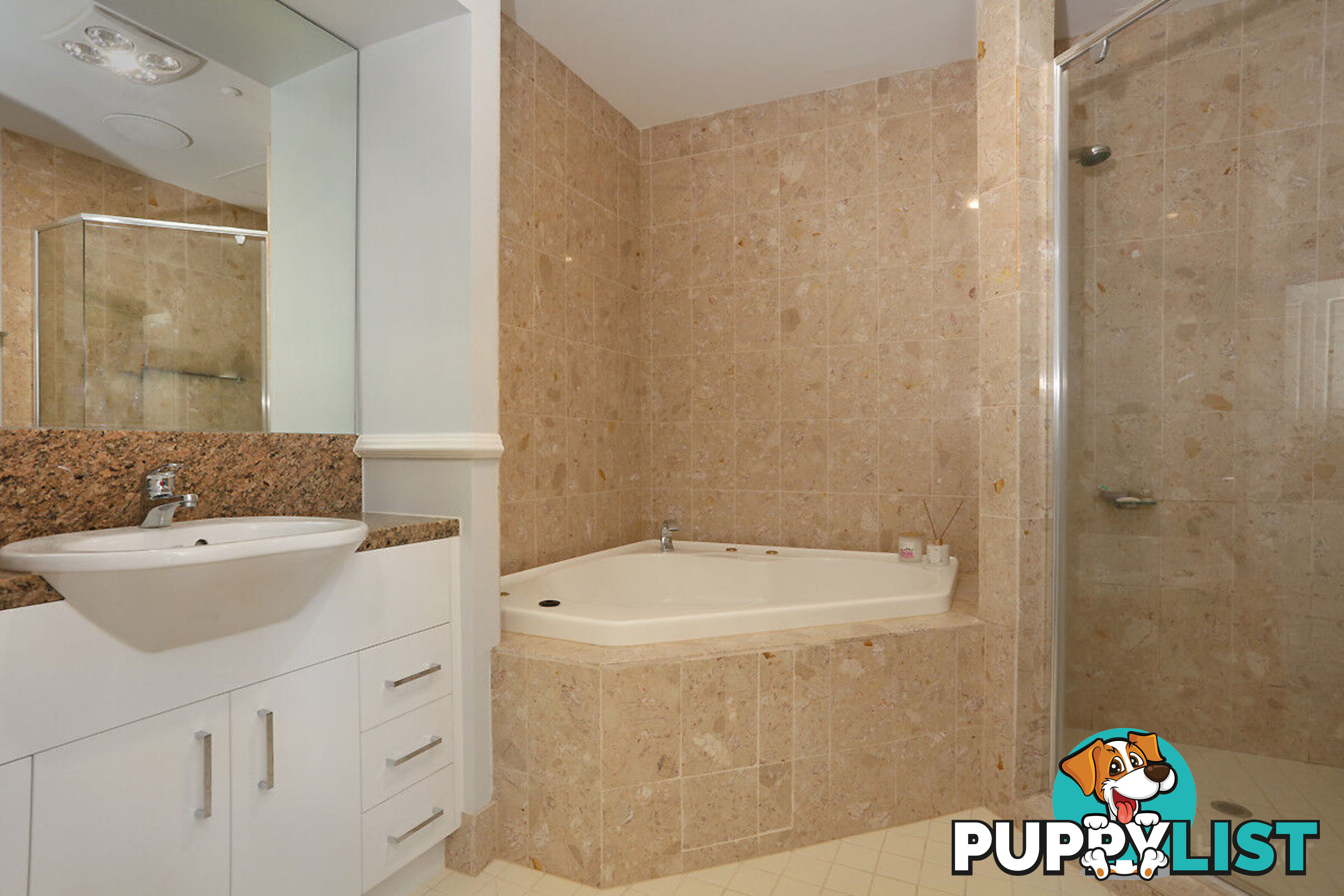 4/14 Pendraat Parade HOPE ISLAND QLD 4212