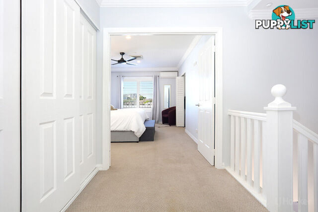 4/14 Pendraat Parade HOPE ISLAND QLD 4212