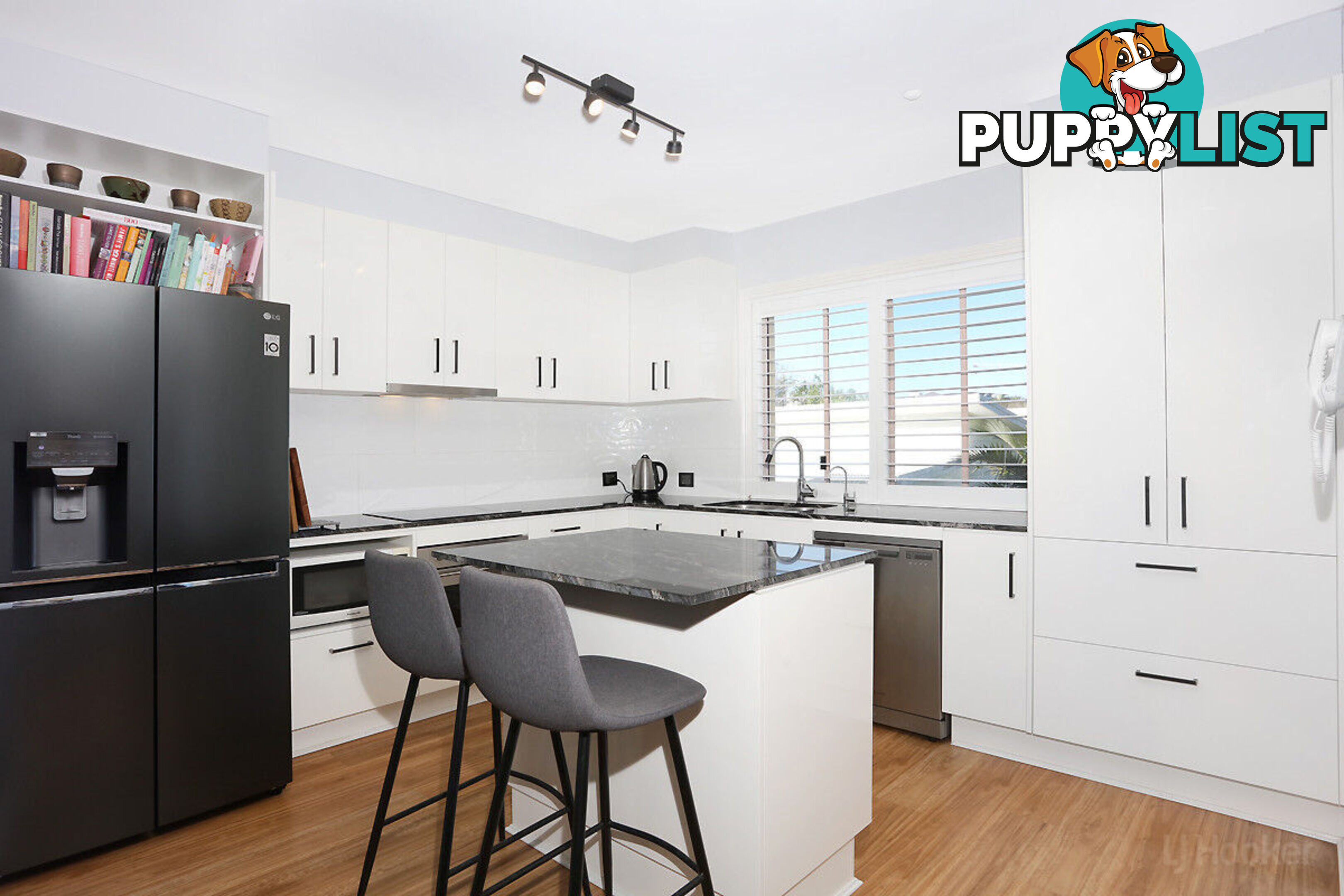 4/14 Pendraat Parade HOPE ISLAND QLD 4212