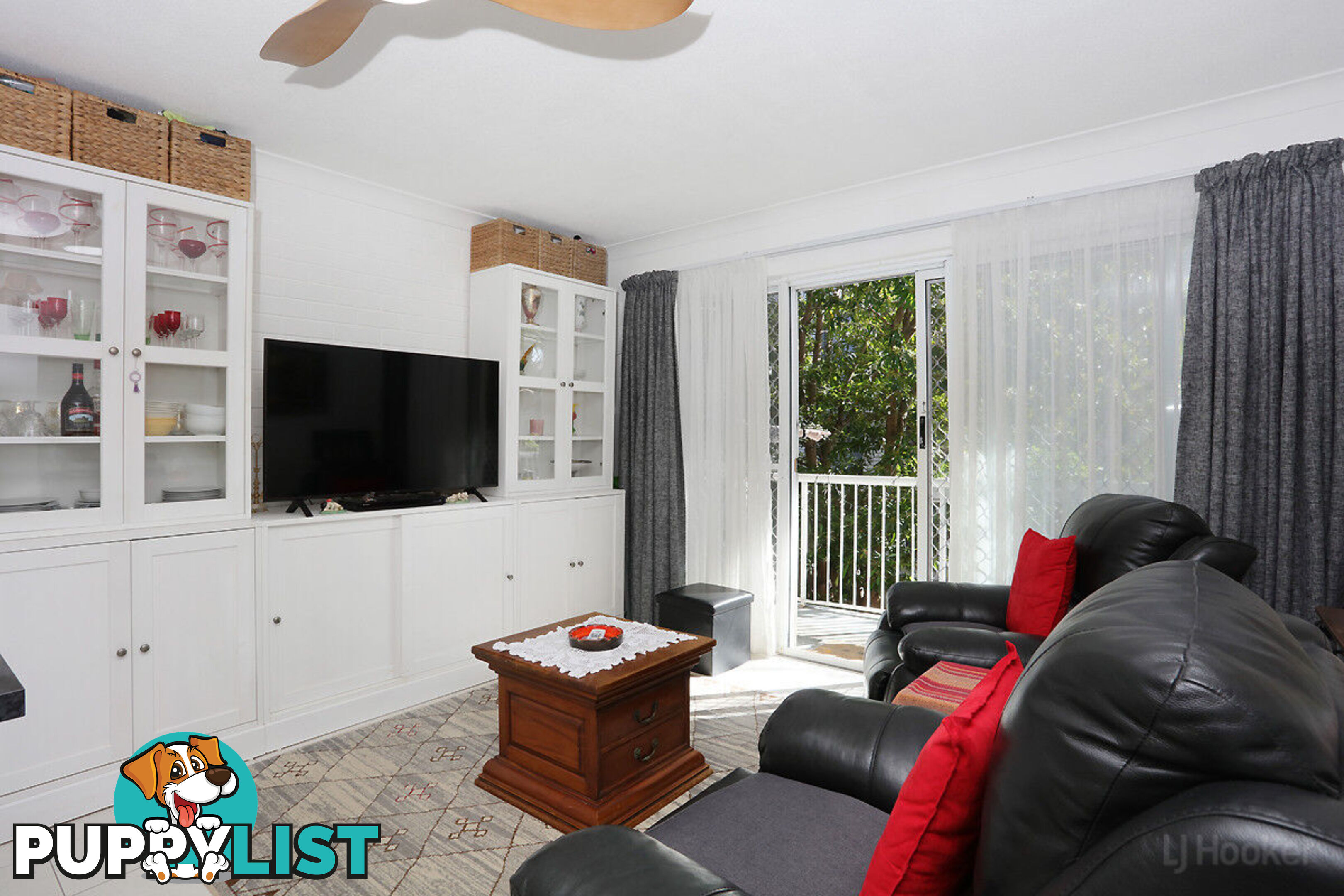 1/46 Brighton Street BIGGERA WATERS QLD 4216