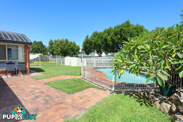 2/553 Pine Ridge Road BIGGERA WATERS QLD 4216