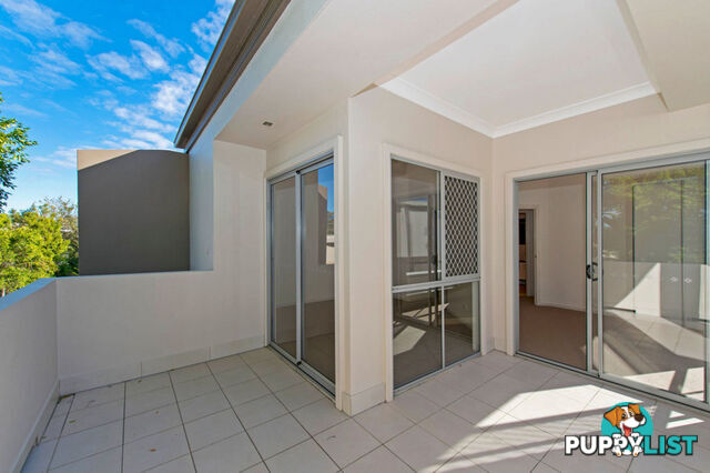 1/28 Milton Avenue PARADISE POINT QLD 4216