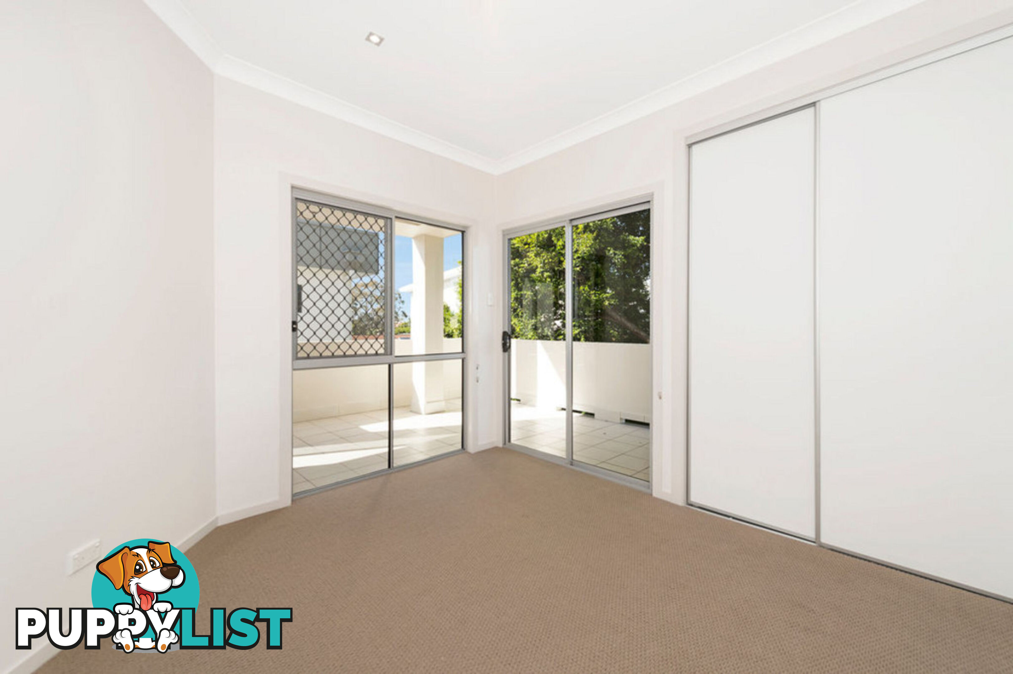 1/28 Milton Avenue PARADISE POINT QLD 4216