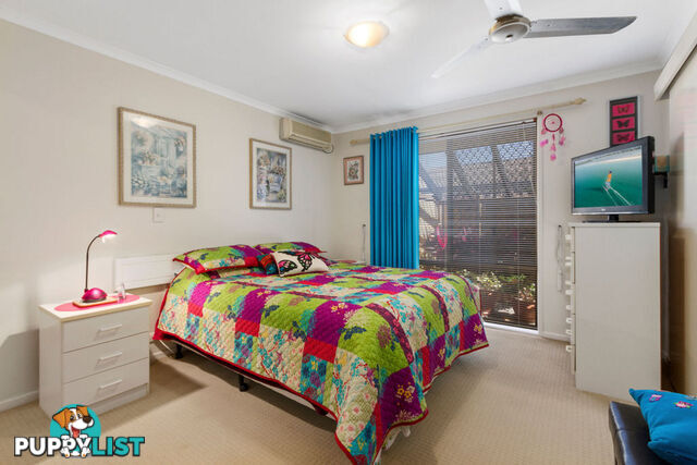 9 Thompson Street BIGGERA WATERS QLD 4216