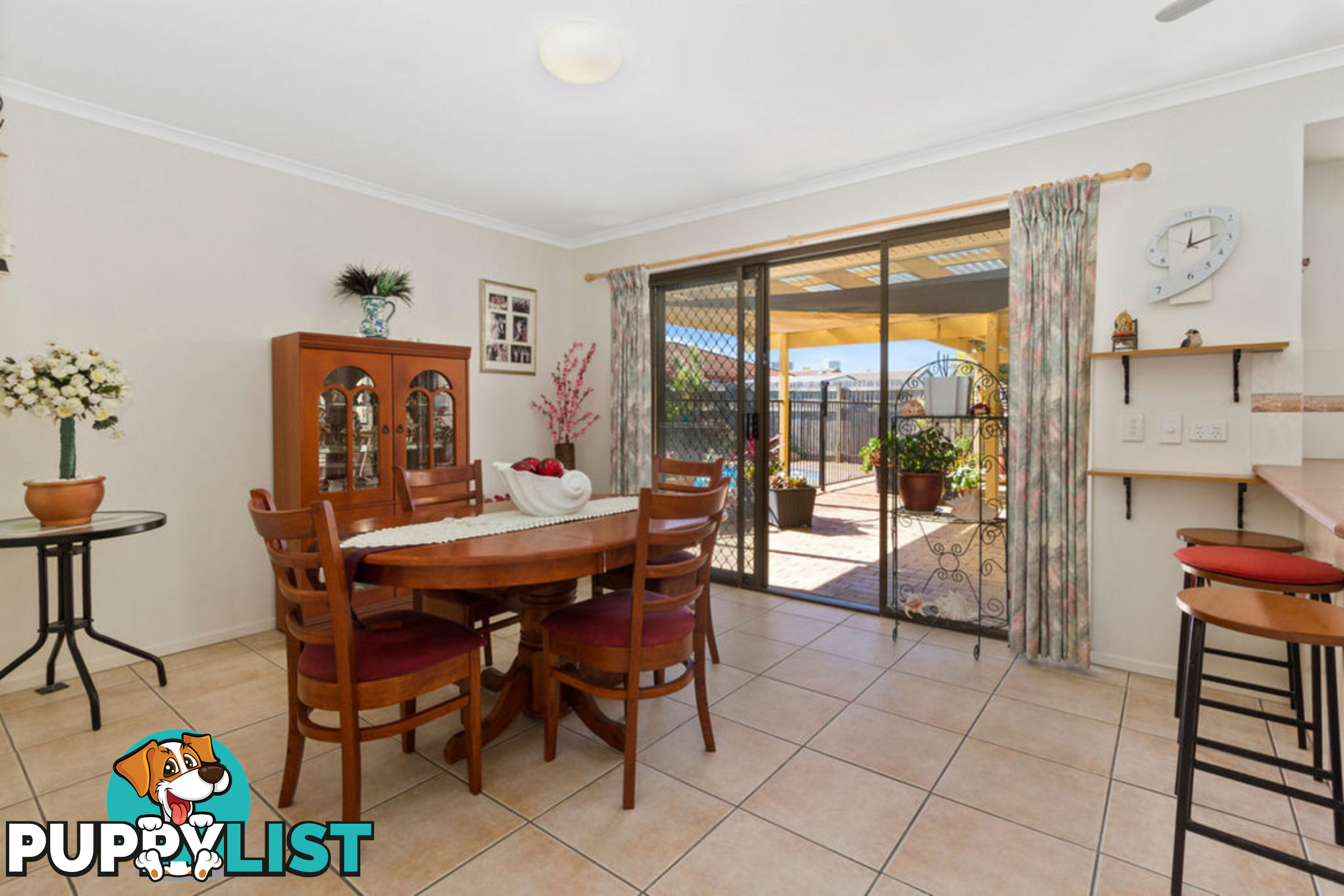 9 Thompson Street BIGGERA WATERS QLD 4216