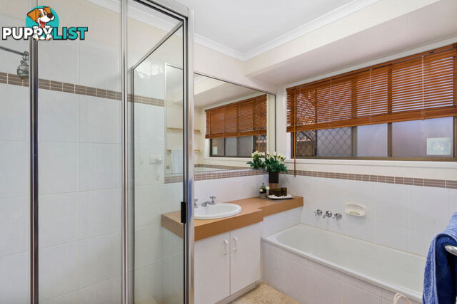 9 Thompson Street BIGGERA WATERS QLD 4216