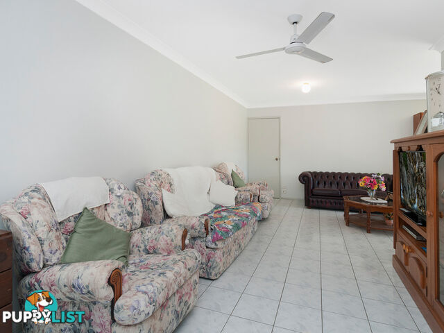 1/17 Jenaya Place LABRADOR QLD 4215