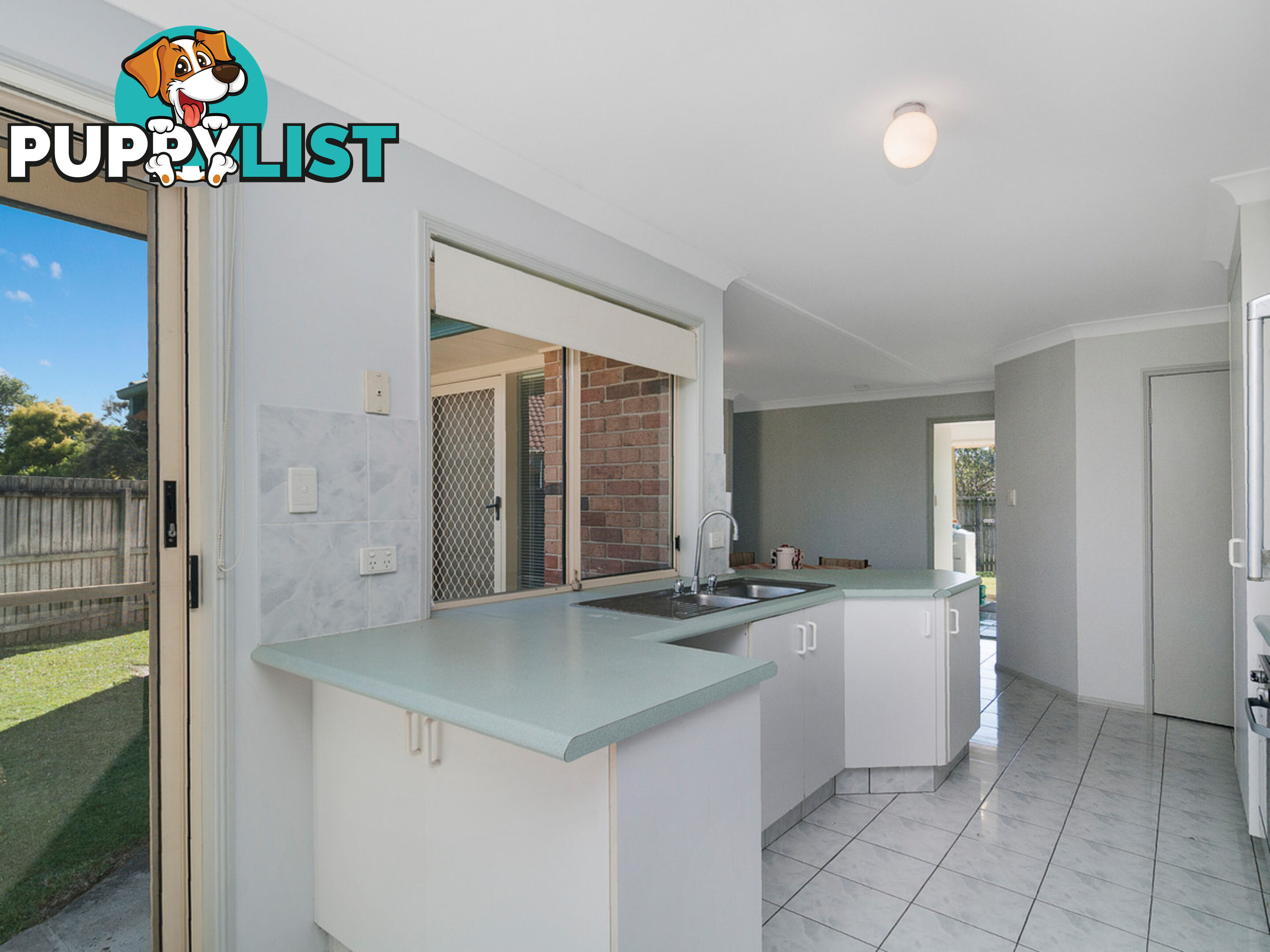 1/17 Jenaya Place LABRADOR QLD 4215