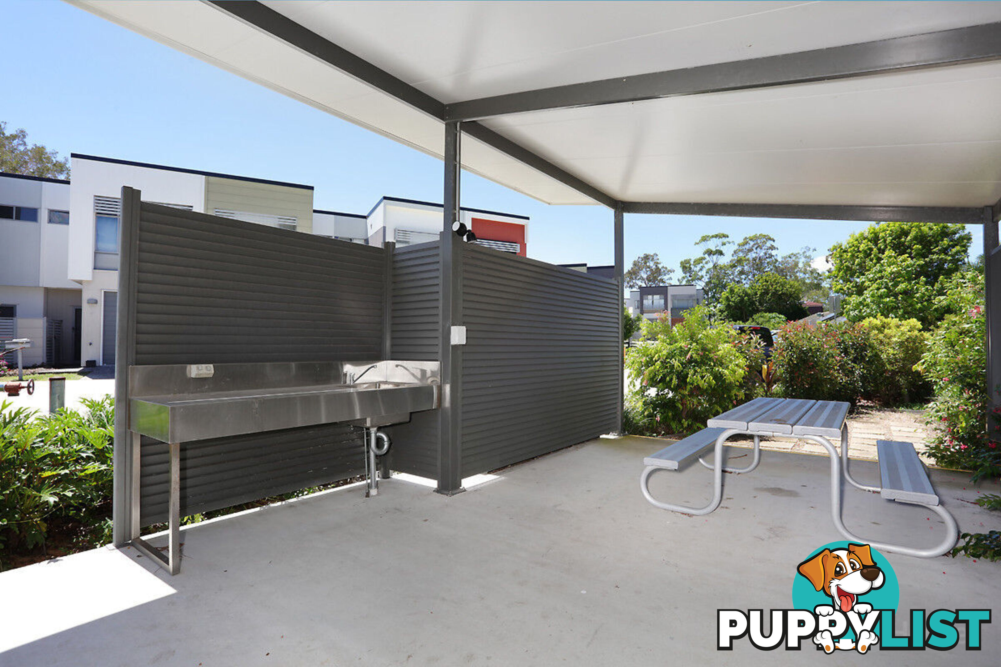 28/460 Pine Ridge Road COOMBABAH QLD 4216