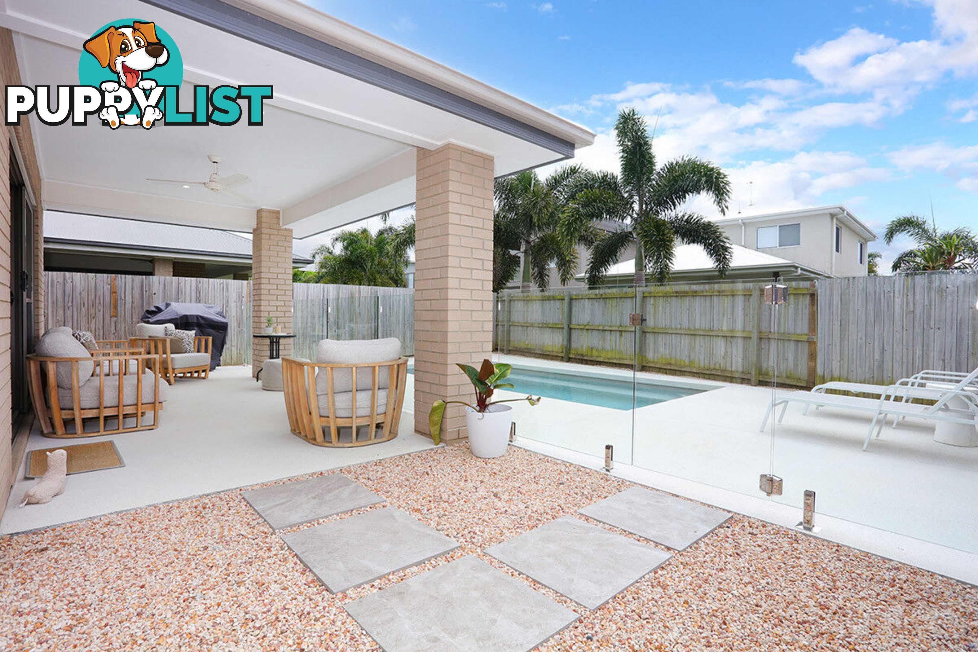 67 Harbour Rise HOPE ISLAND QLD 4212