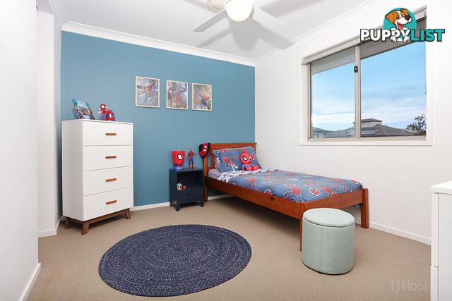 67 Harbour Rise HOPE ISLAND QLD 4212