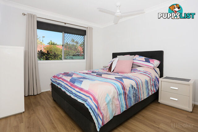 7/425 Oxley Drive RUNAWAY BAY QLD 4216