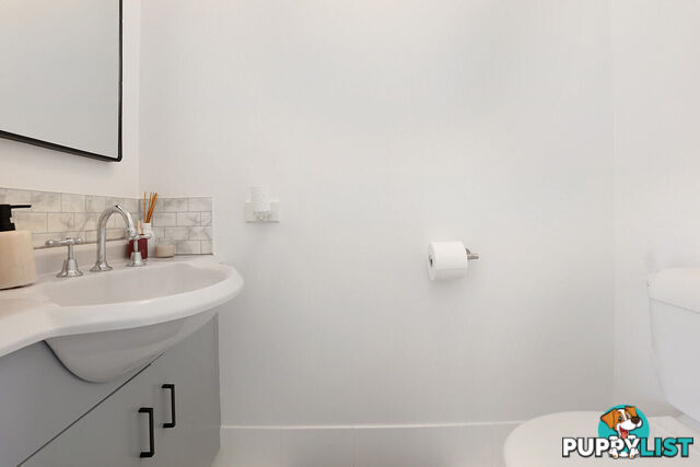 7/425 Oxley Drive RUNAWAY BAY QLD 4216