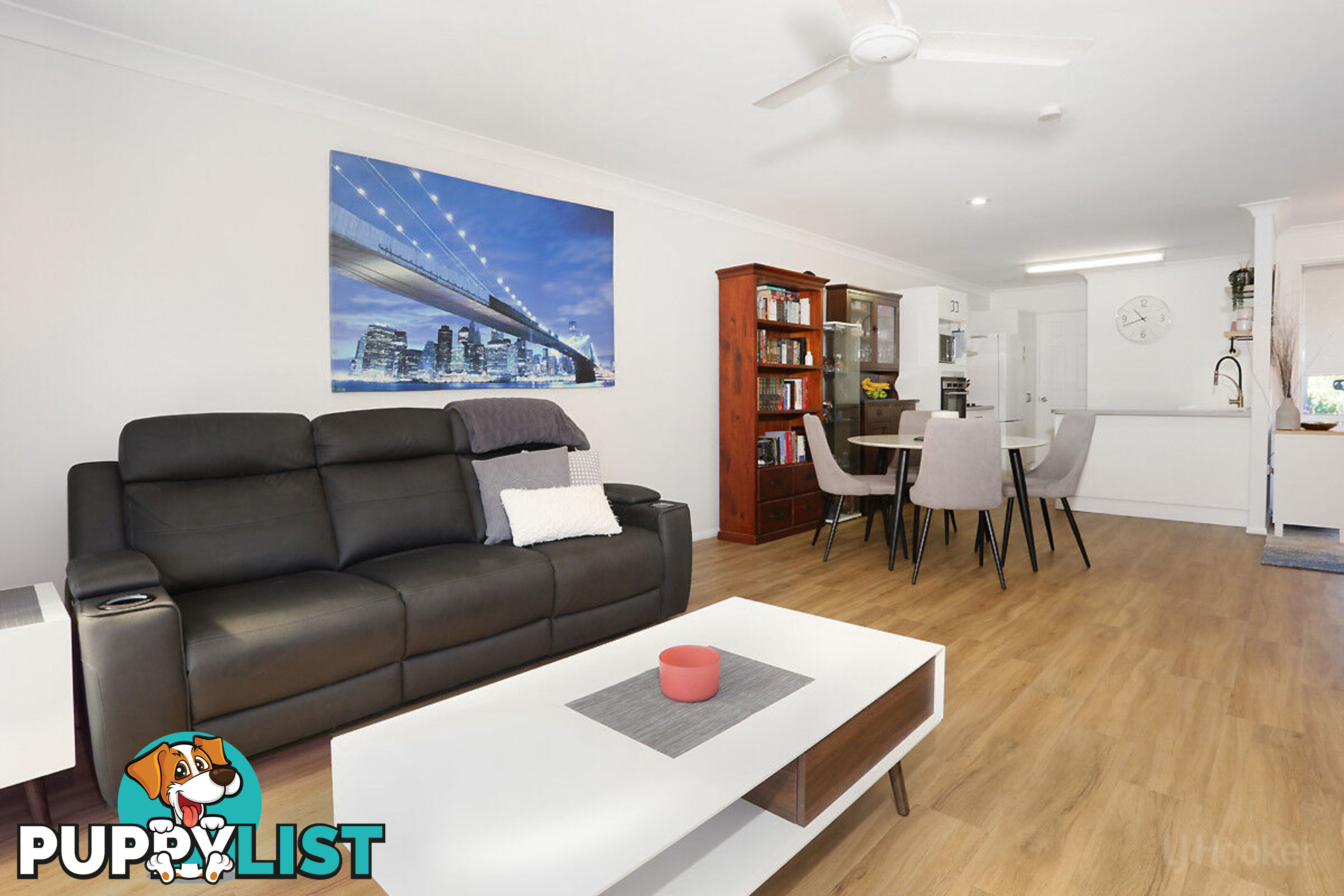 7/425 Oxley Drive RUNAWAY BAY QLD 4216