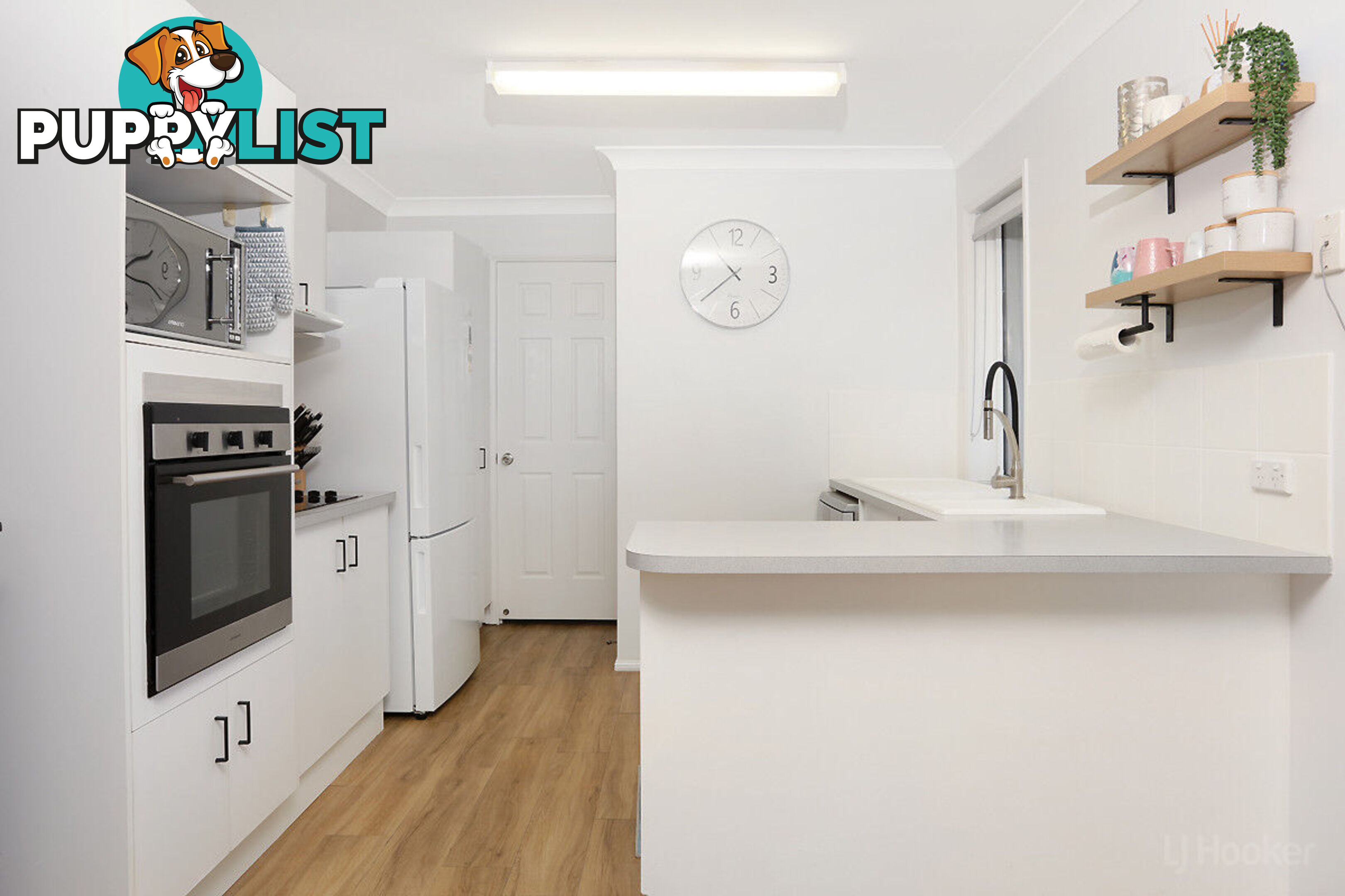 7/425 Oxley Drive RUNAWAY BAY QLD 4216