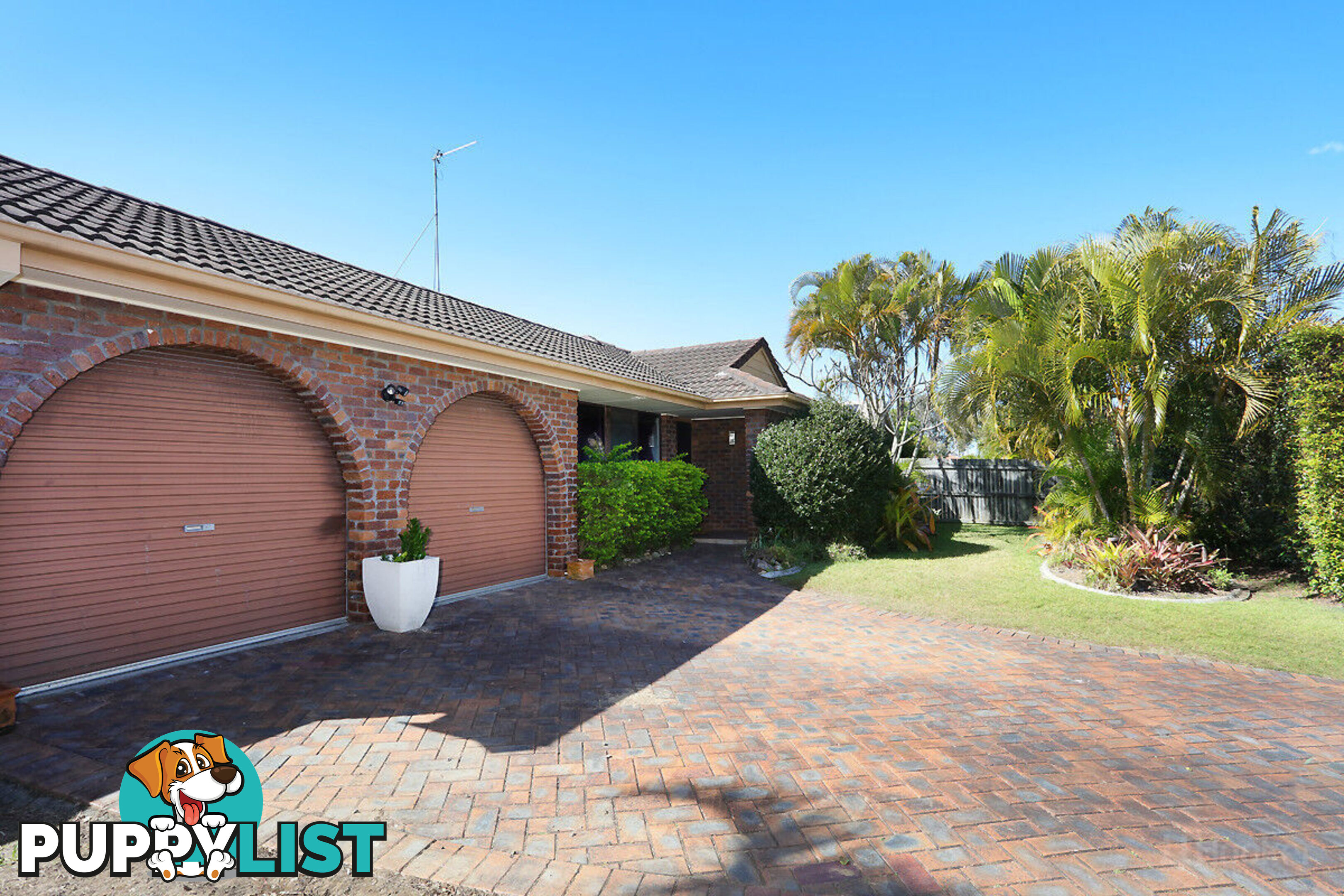 13 Burrinjuck Drive COOMBABAH QLD 4216