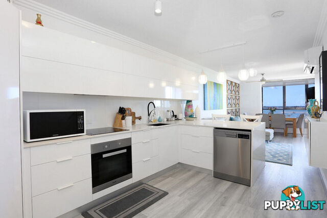 30/136 Marine Parade SOUTHPORT QLD 4215