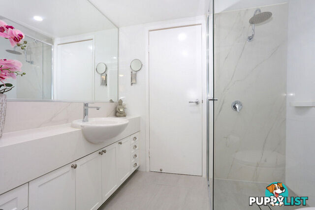 30/136 Marine Parade SOUTHPORT QLD 4215