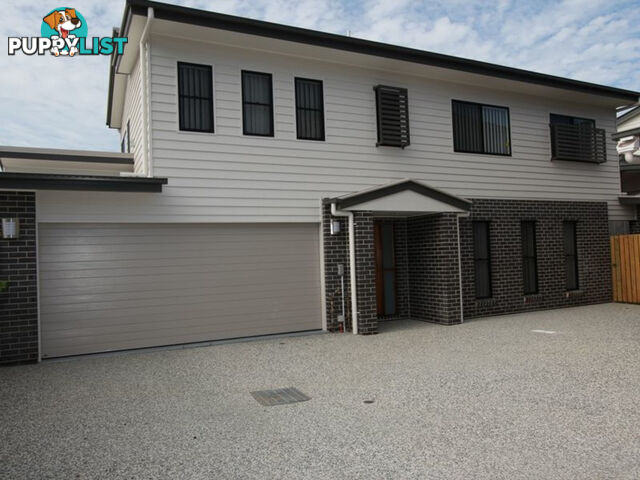 3/6 Fourth Avenue LABRADOR QLD 4215